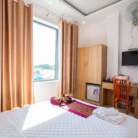 Chau Gia Hotel Vĩnh Hy Extérieur photo