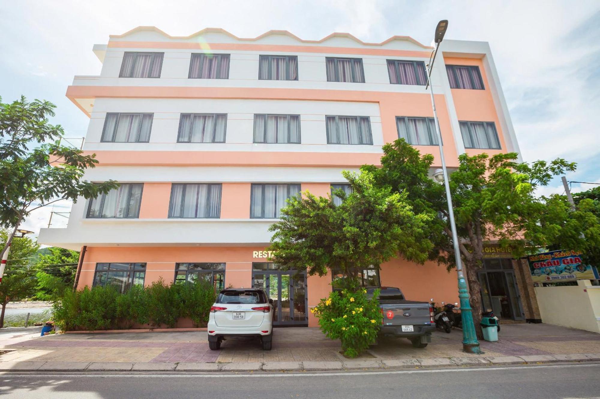 Chau Gia Hotel Vĩnh Hy Extérieur photo